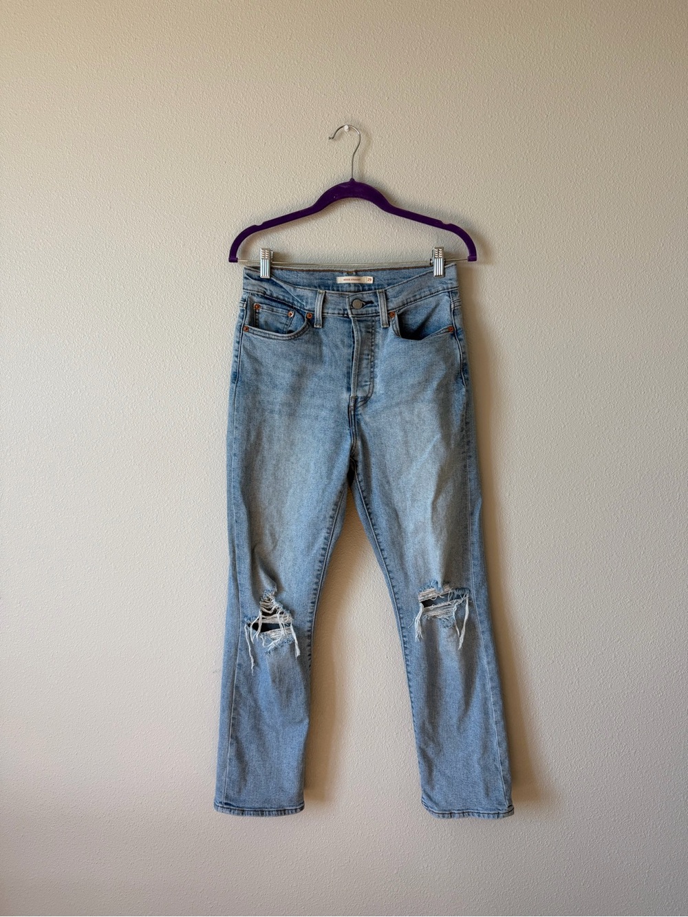 Levi's Wedgie Straight Jeans Light Wash Ripped Knee W29 L28